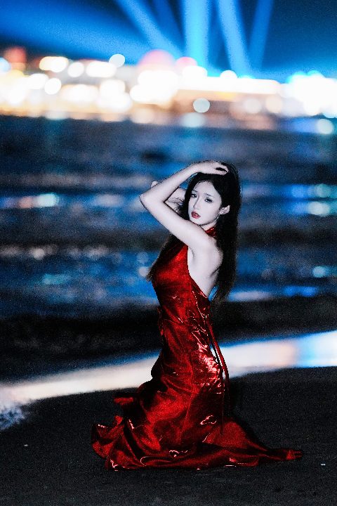 红裙赴海，星光落裙｜北戴河欢乐湾夜景人像拍摄手记 封面缩略图