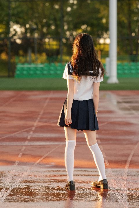 毕业季写真 操场JK 封面缩略图