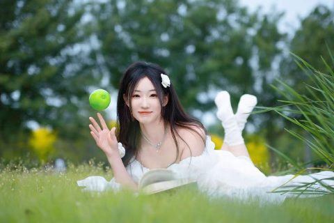 春日序曲与白色浪漫 封面缩略图