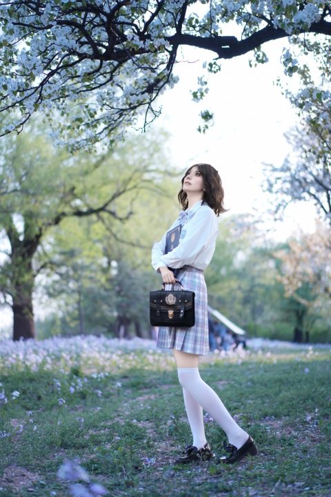 JK 制服・梨花花海 青春里的未完成告别 封面缩略图
