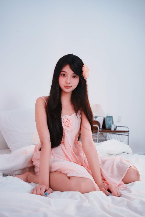 模特小月 ｜ Vol.62 - 今日最佳粉色妹妹 封面缩略图