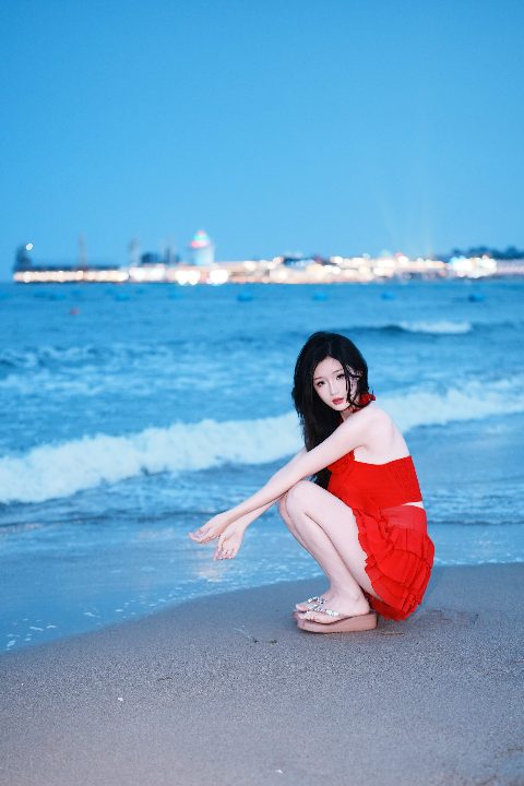 蓝调海边拍摄技巧｜北戴河红裙泳装写真成片 封面缩略图